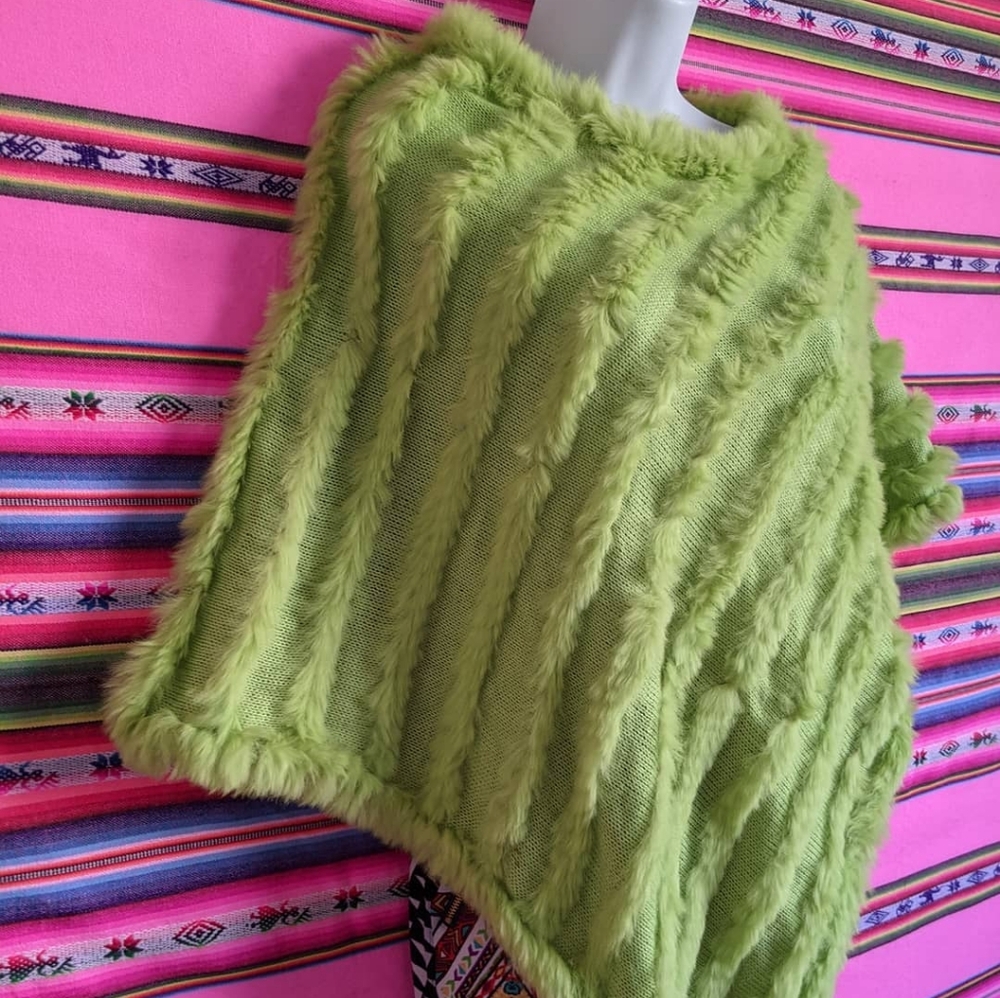 Groovy Rabbit Fur Poncho - Picture 2 of 3